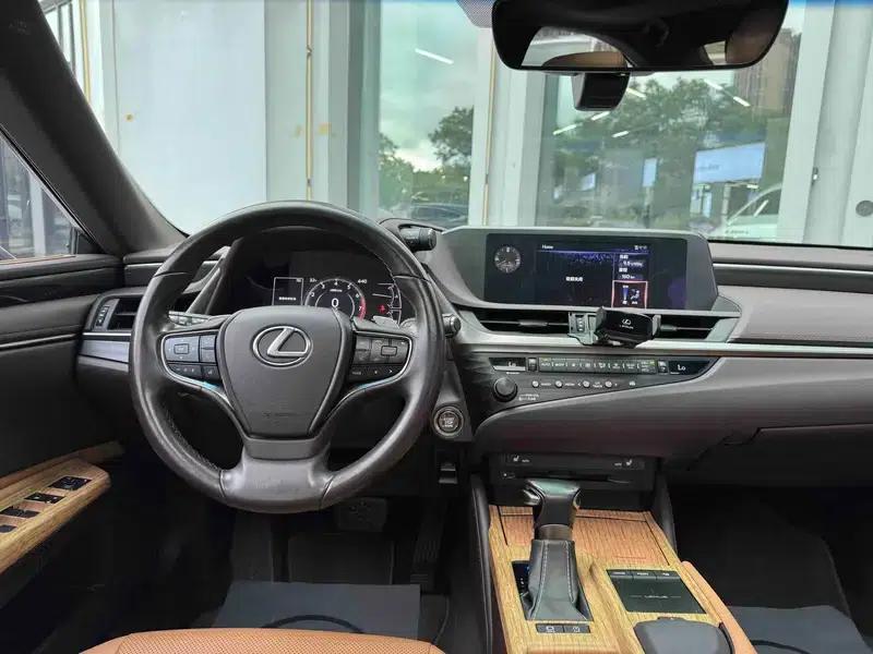 Lexus ES 2018 200 Premium Edition (China VI Emission Standard) — миниатюра 8