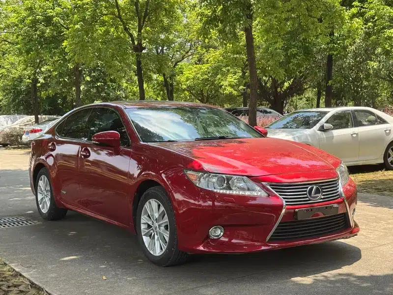 Lexus ES 2013 300h Elite Edition — миниатюра 3