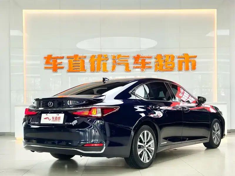 Lexus ES 2021 300h Premium Edition — миниатюра 5