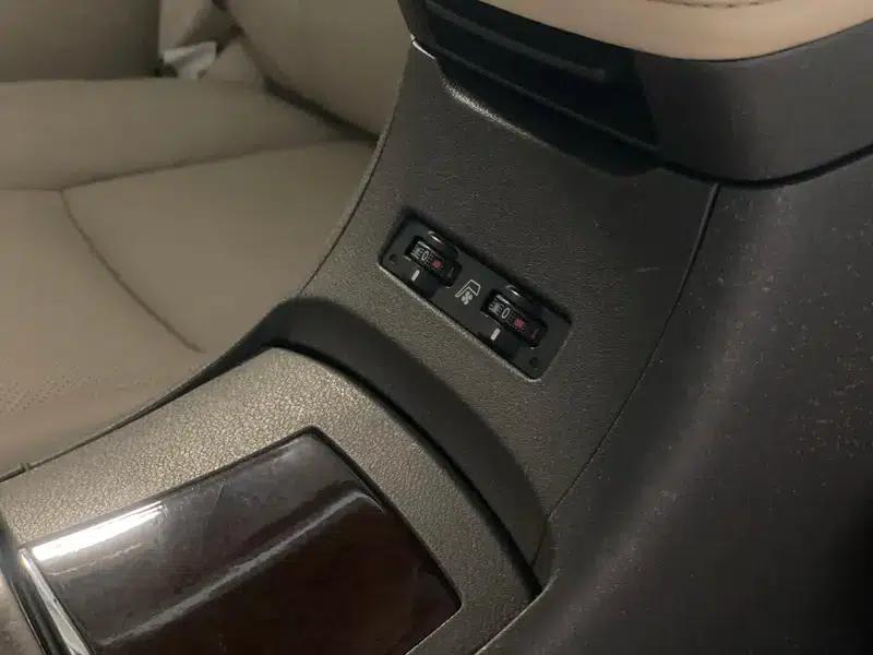 Lexus ES 2010 240 Luxury Edition — миниатюра 11