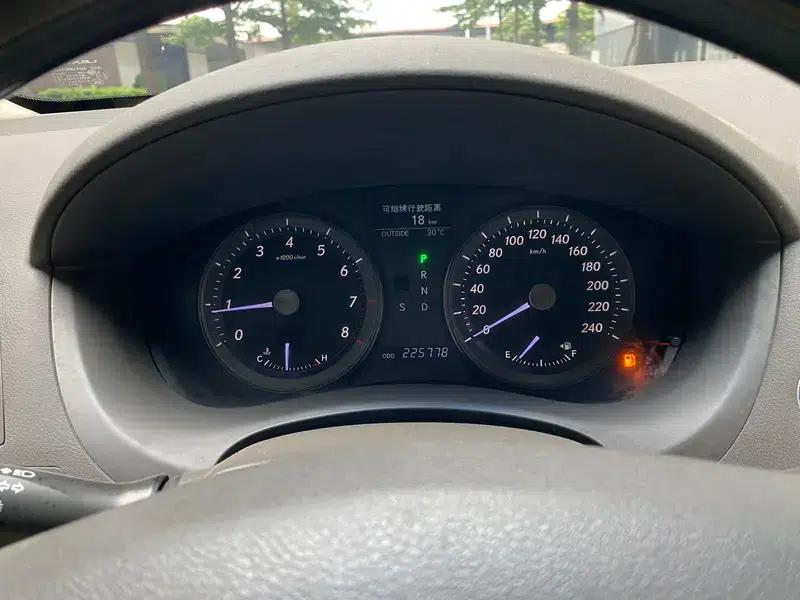 Lexus ES 2010 240 Luxury Edition — миниатюра 16