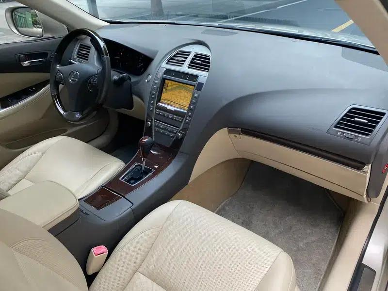 Lexus ES 2010 240 Luxury Edition — миниатюра 19