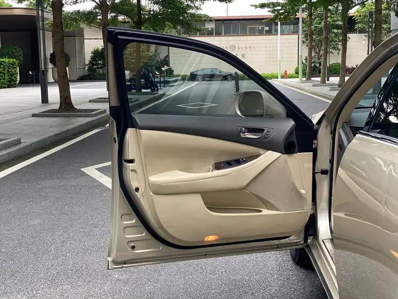 Lexus ES 2010 240 Luxury Edition — миниатюра 22