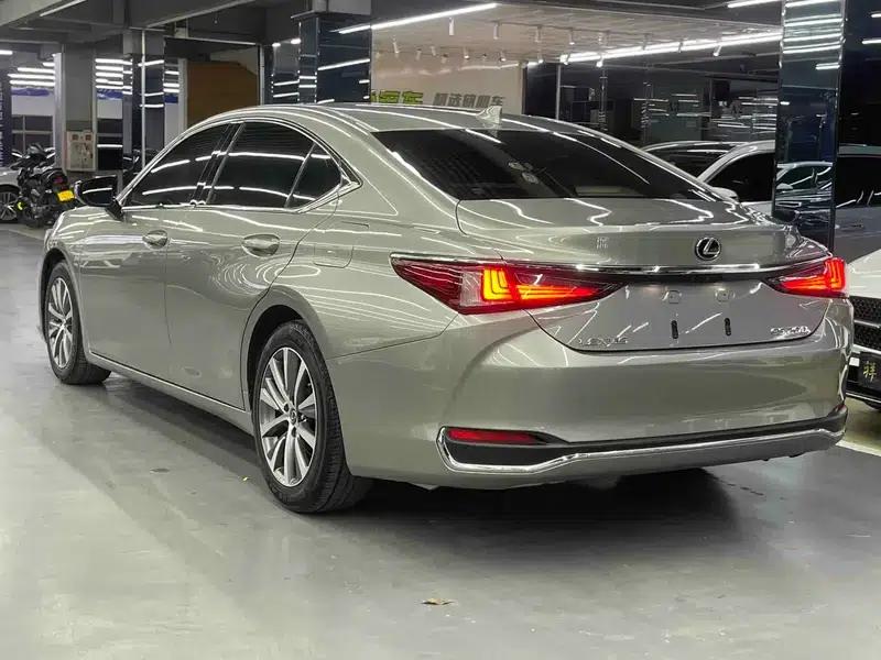 Lexus ES 2018 200 Premium Edition (China VI Emission Standard) — миниатюра 4