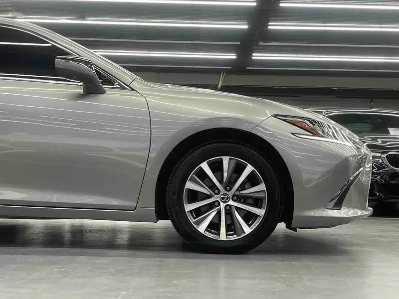 Lexus ES 2018 200 Premium Edition (China VI Emission Standard) — миниатюра 8