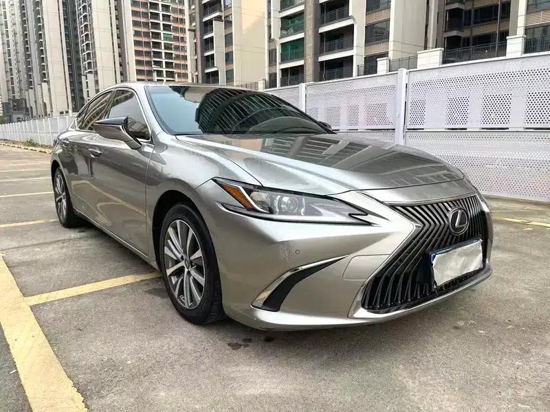 Lexus ES 2018 200 Luxury Edition (China V emission standard) — миниатюра 3