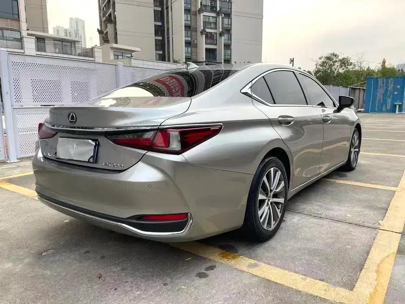 Lexus ES 2018 200 Luxury Edition (China V emission standard) — миниатюра 6