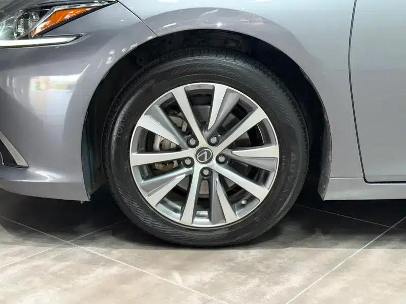 Lexus ES 2020 200 Premium Edition (China VI Emission Standard) — миниатюра 12