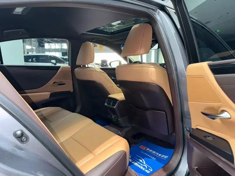 Lexus ES 2020 200 Premium Edition (China VI Emission Standard) — миниатюра 29