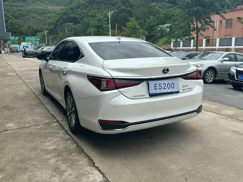 Lexus ES 2021 Model 200 Premium Edition — миниатюра 4