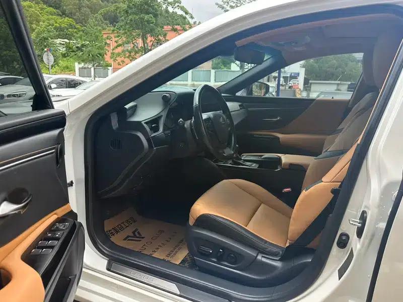 Lexus ES 2021 Model 200 Premium Edition — миниатюра 10