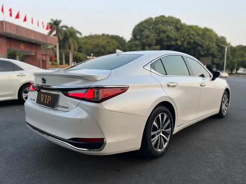 Lexus ES 2020 300h Premium Edition (China V Emission Standard) — миниатюра 6