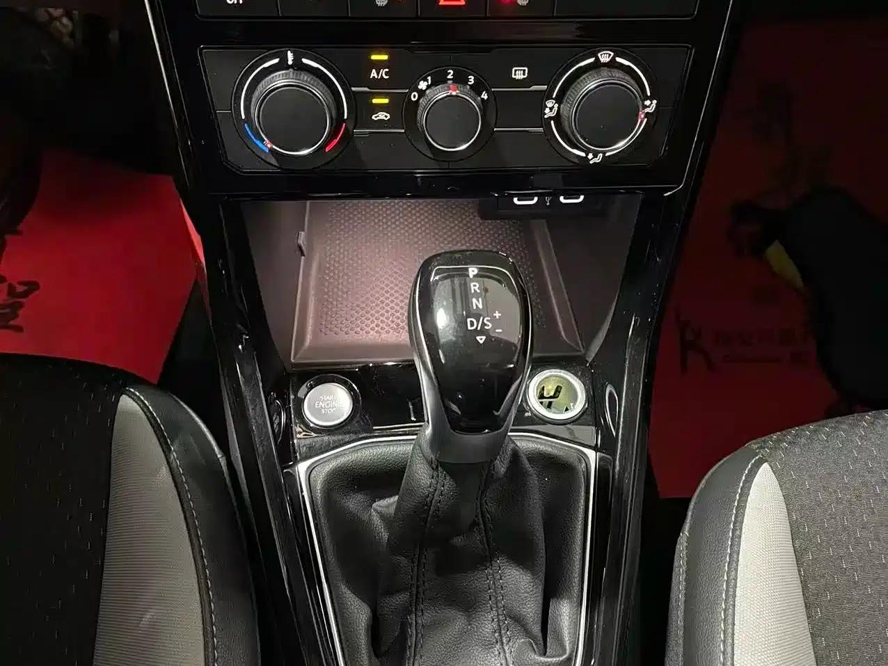 2023 Volkswagen T-Cross 200TSI DSG Smart Connect Edition — миниатюра 15