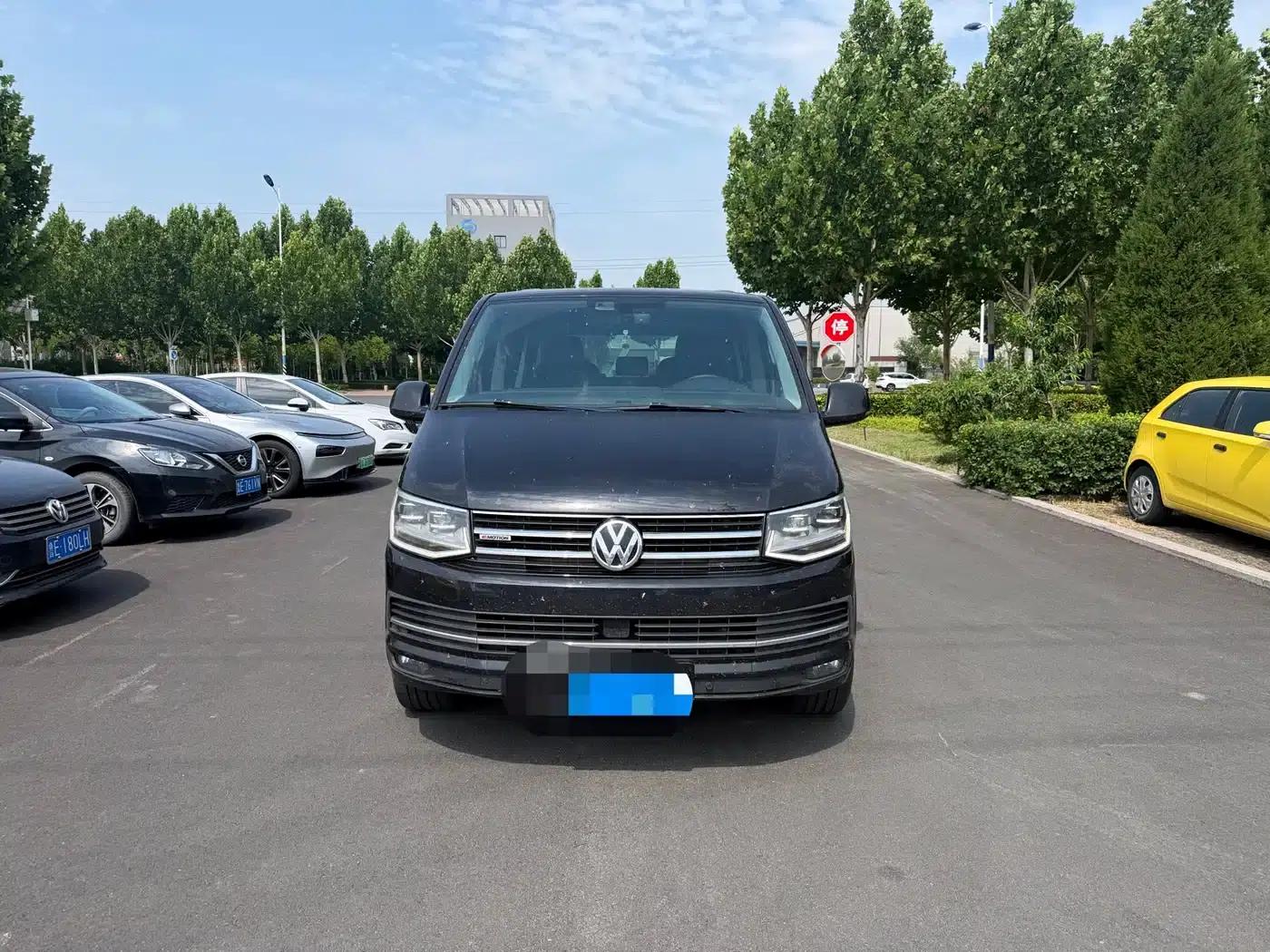 Multivan 2019 2.0TSI 4WD Premium Edition 7-Seater — миниатюра 2