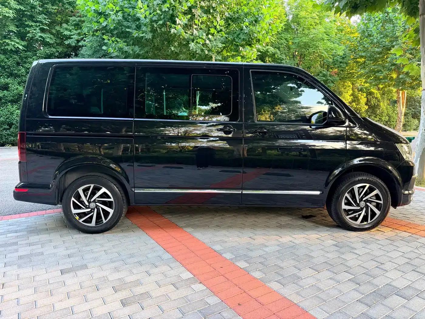 Multivan 2018 2.0TSI 4WD Explorer Edition 7-seater — миниатюра 11
