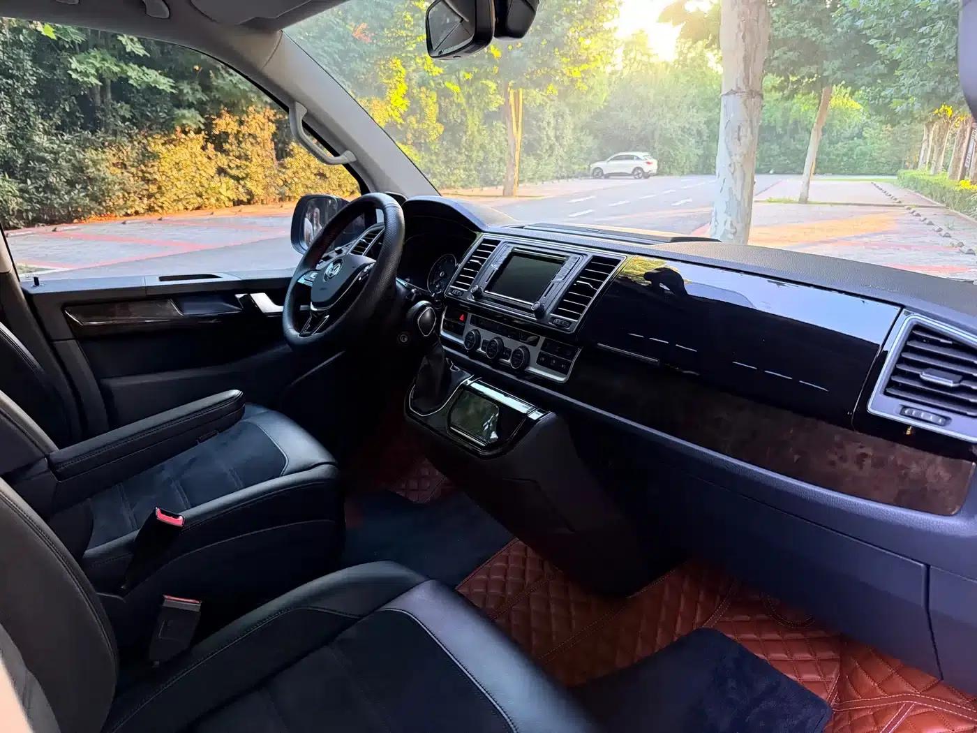 Multivan 2018 2.0TSI 4WD Explorer Edition 7-seater — миниатюра 8