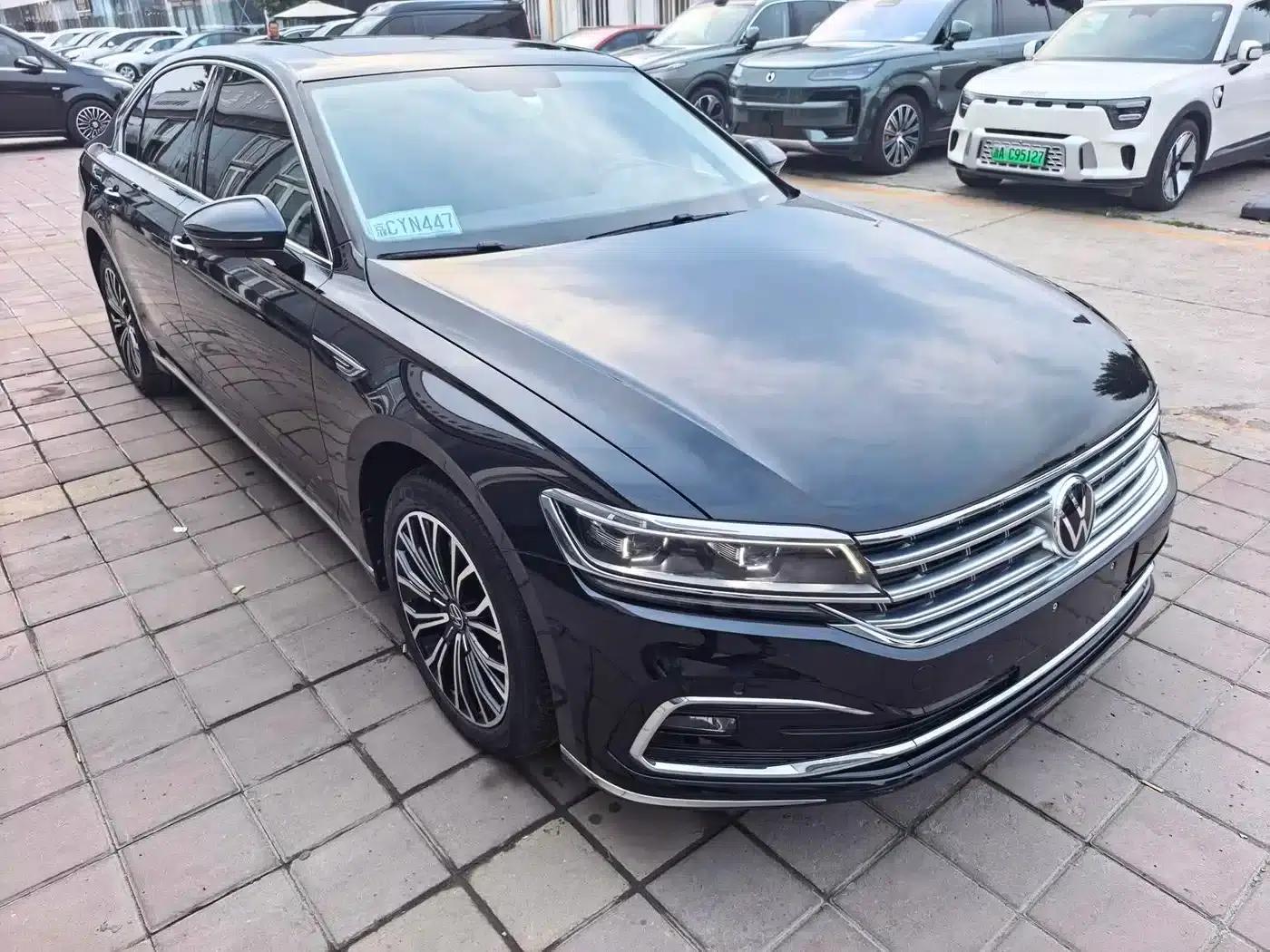 Phideon 2021 380TSI Luxury Edition — миниатюра 2