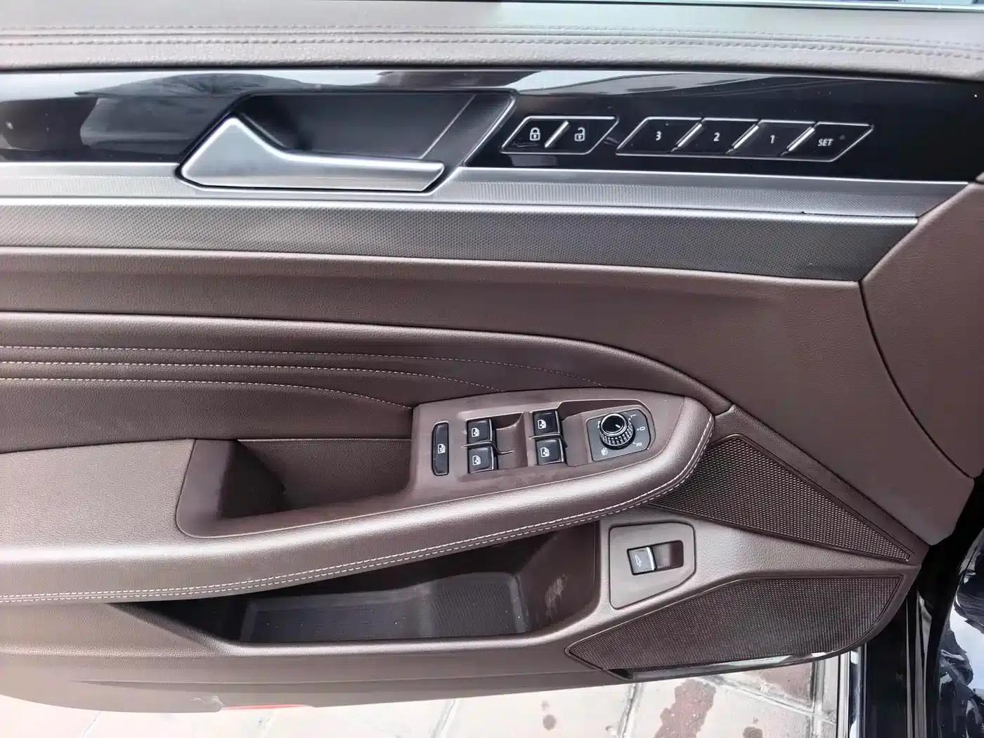 Phideon 2021 380TSI Luxury Edition — миниатюра 13