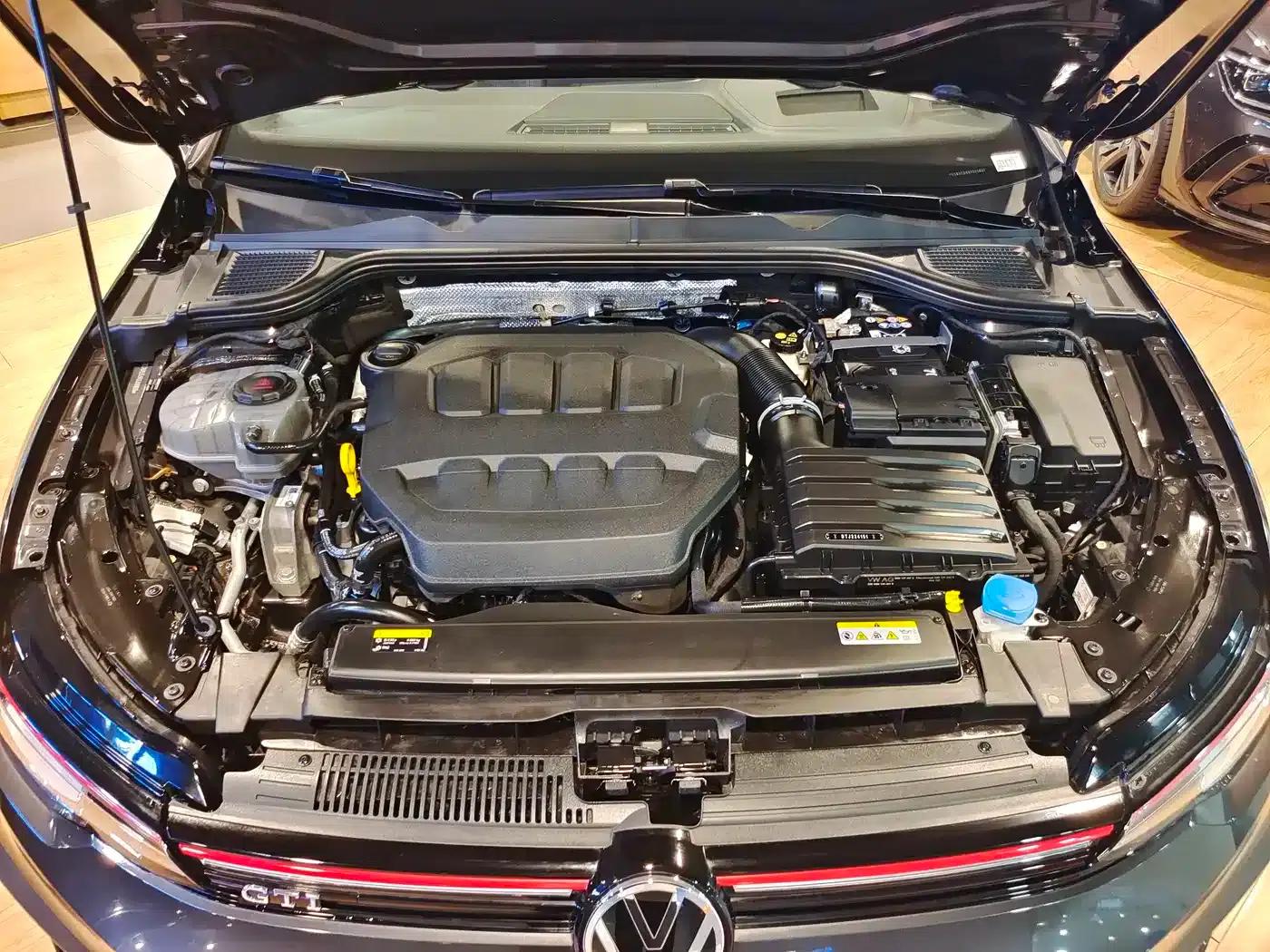 2025 Golf GTI 380TSI DSG GTI — миниатюра 6