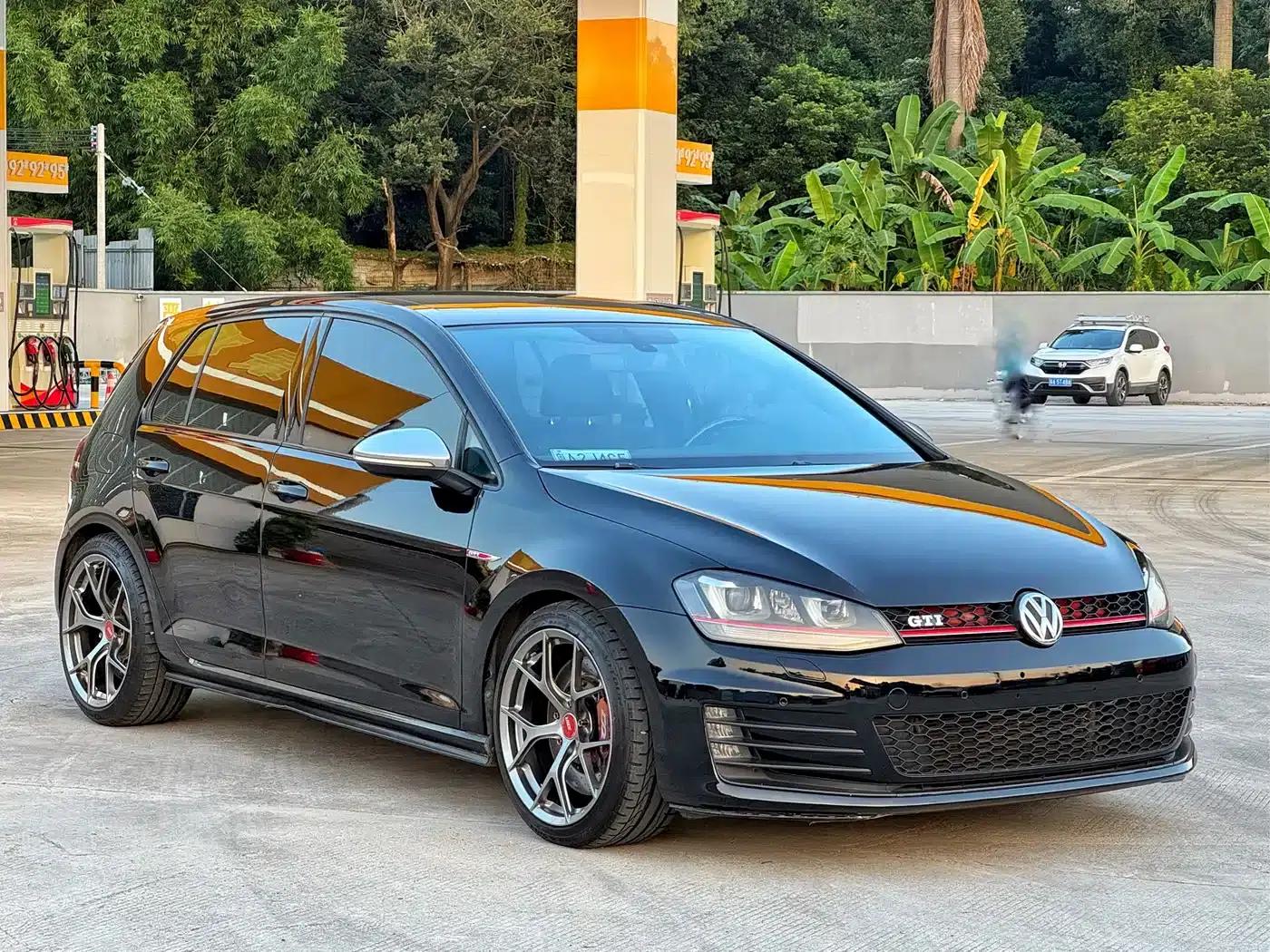 2016 Golf GTI 2.0TSI GTI — миниатюра 3