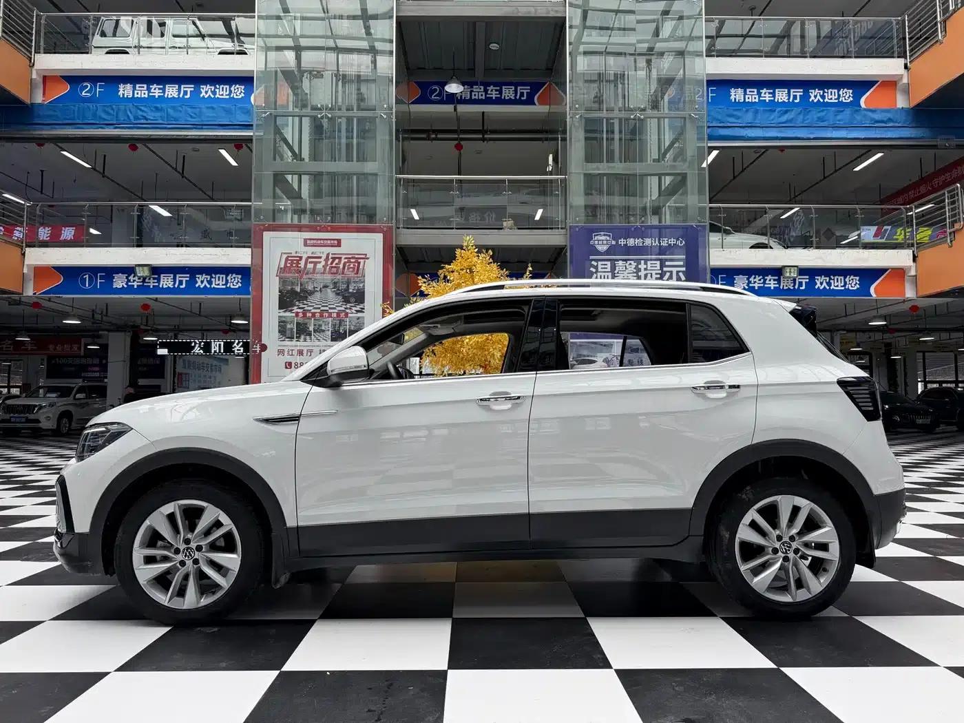 2022 Volkswagen T-Cross 280TSI DSG Comfort Edition — миниатюра 13