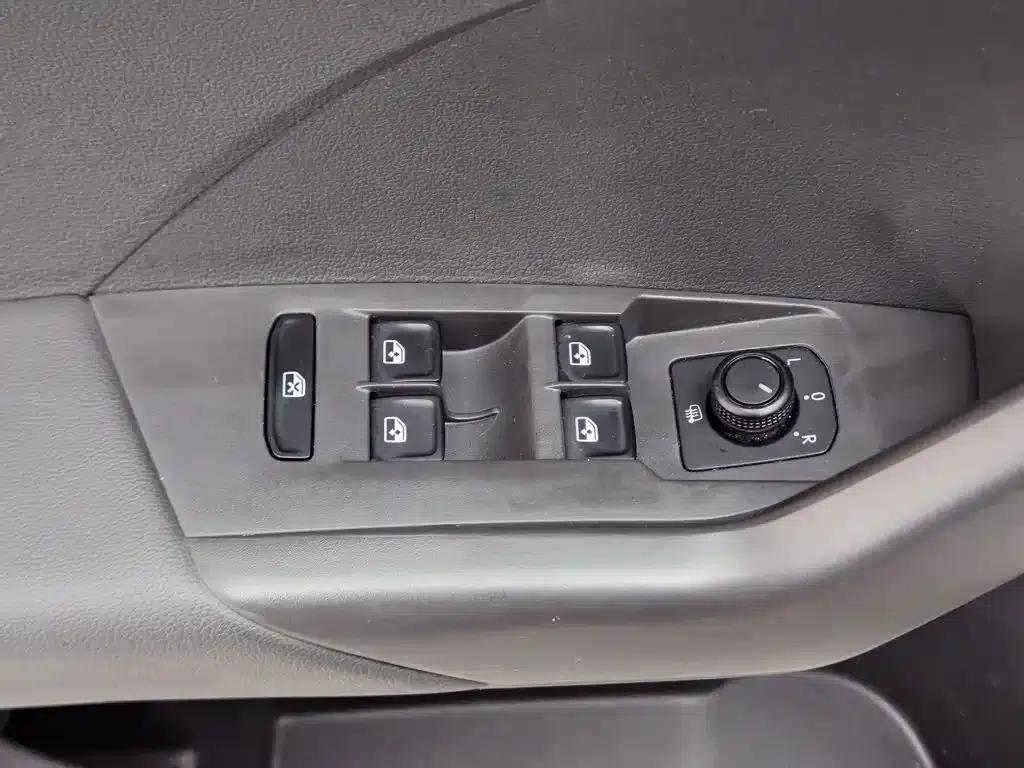 2021 Volkswagen T-Cross 280TSI DSG Comfort Edition — миниатюра 9