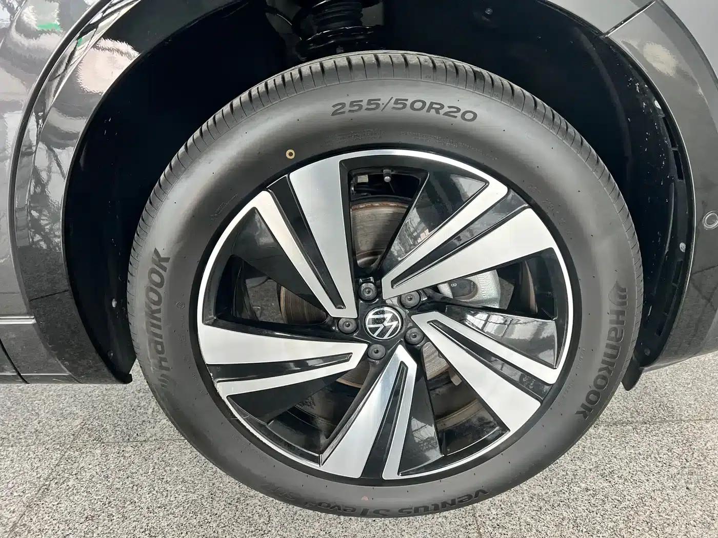 2023 Range Rover 380TSI AWD R-Line Cruiser — миниатюра 11