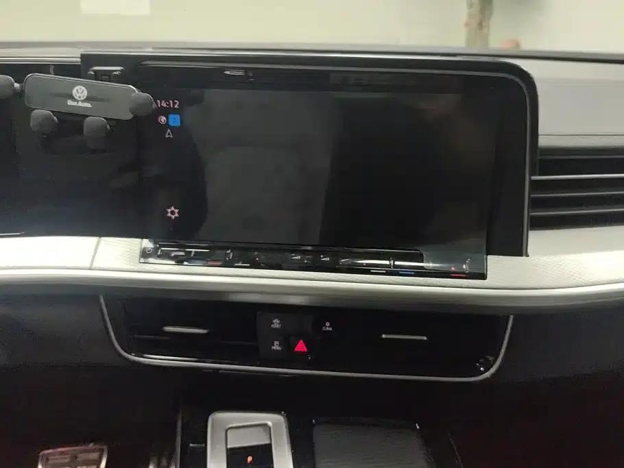 2024 Range Rover 380TSI AWD R-Line Cruiser - Special Edition — миниатюра 13