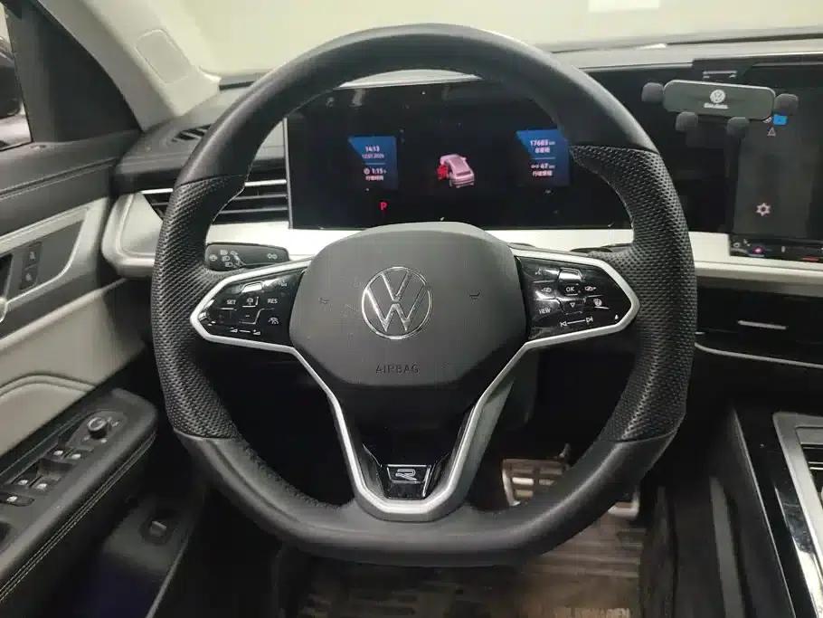 2024 Range Rover 380TSI AWD R-Line Cruiser - Special Edition — миниатюра 15