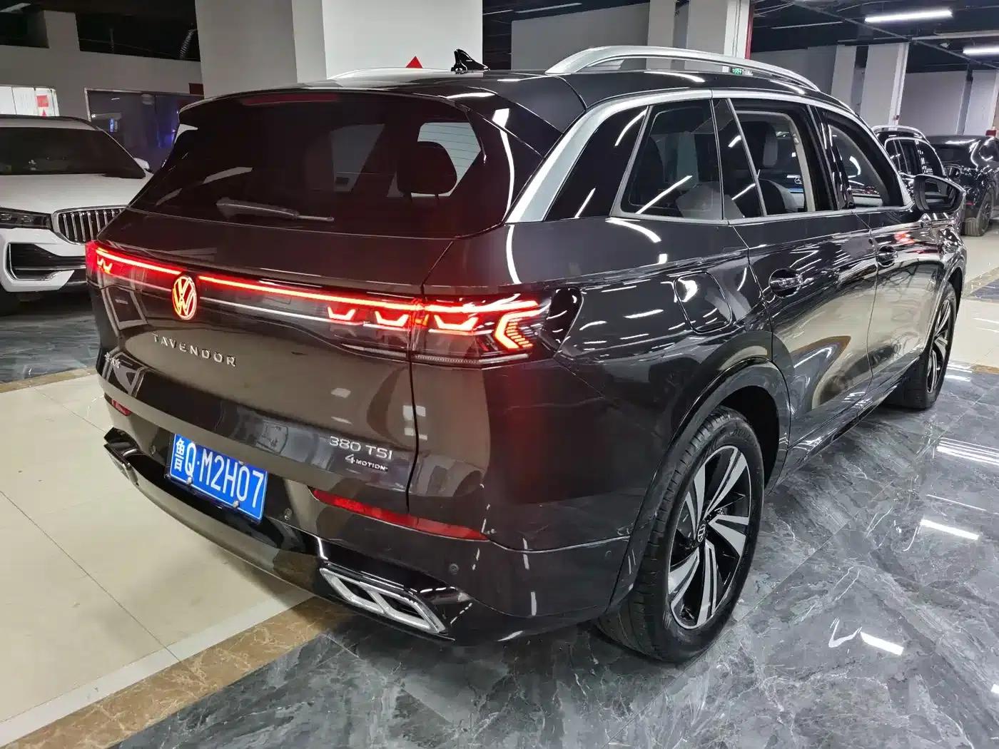 2024 Range Rover 380TSI AWD R-Line Cruiser — миниатюра 10