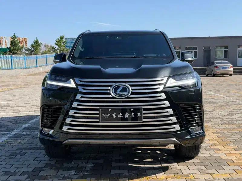 Lexus LX 2025 700h Territory Edition — миниатюра 2