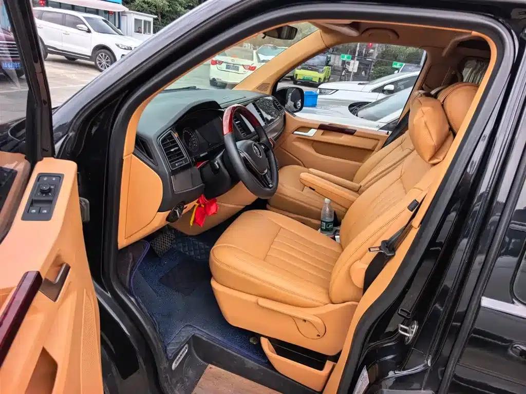 Caravelle 2017 2.0TSI 4WD Comfort Edition 7-Seater — миниатюра 9