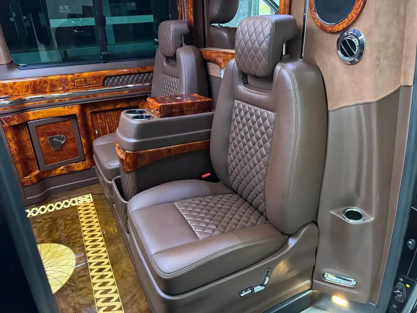 Caravelle 2018 2.0TSI 4WD Luxury 7-Seater — миниатюра 12