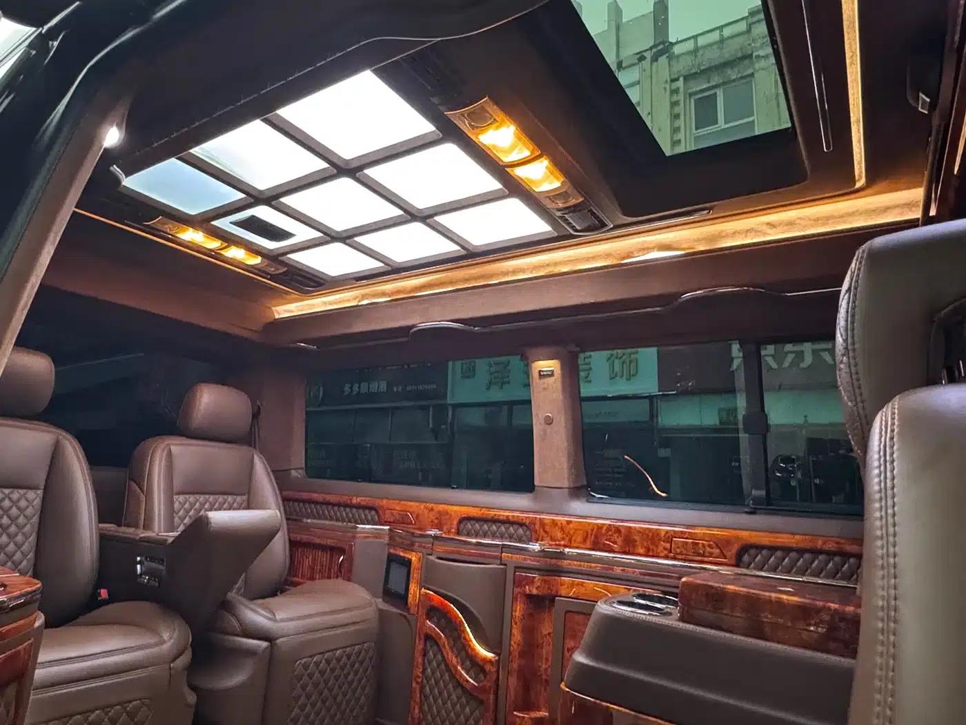 Caravelle 2018 2.0TSI 4WD Luxury 7-Seater — миниатюра 15