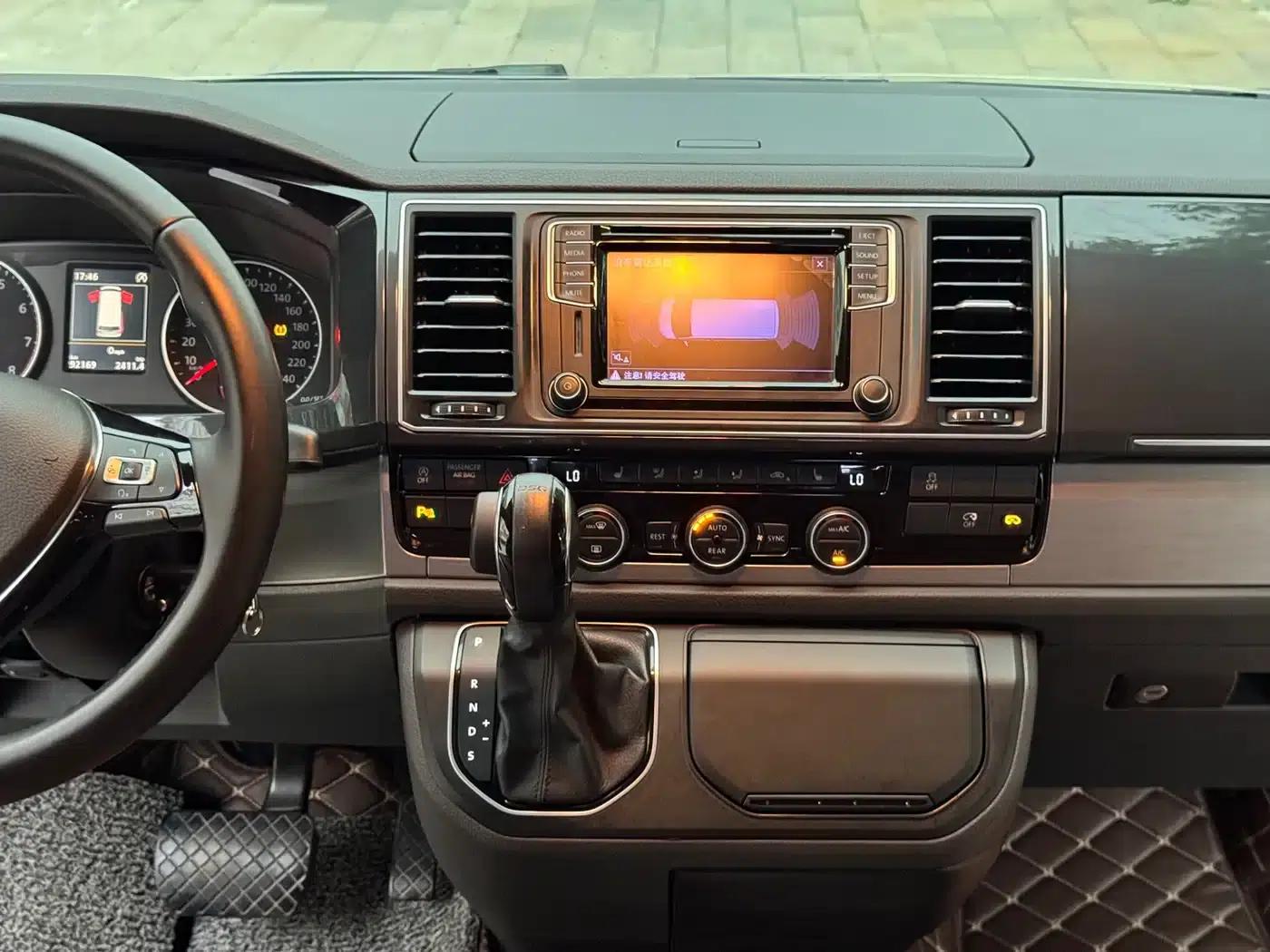 Caravelle 2018 2.0TSI 4WD Luxury 7-Seater — миниатюра 20