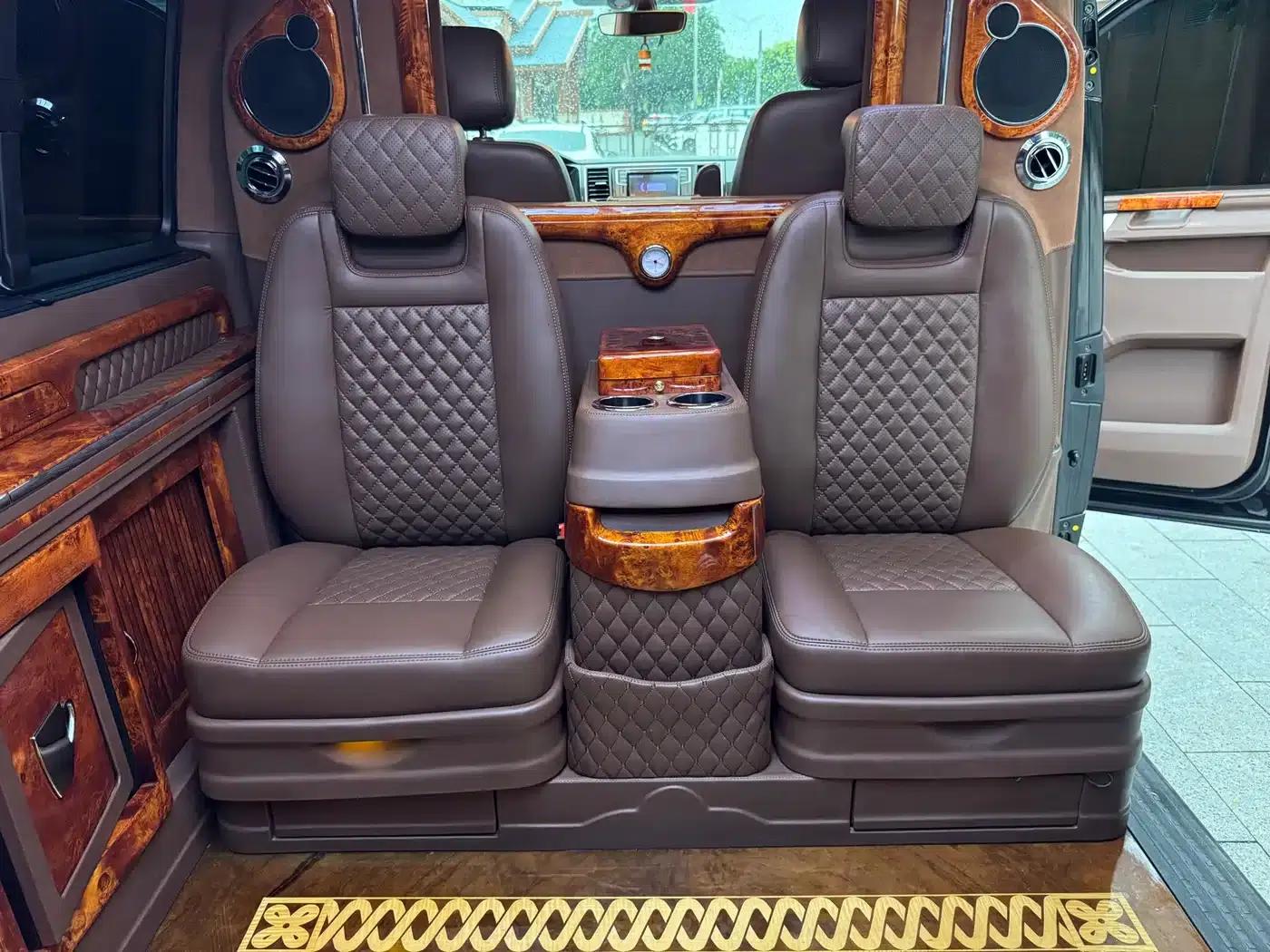 Caravelle 2018 2.0TSI 4WD Luxury 7-Seater — миниатюра 24