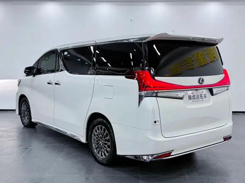 Lexus LM 2020 300h E-Four Four-Seat Executive Edition — миниатюра 4