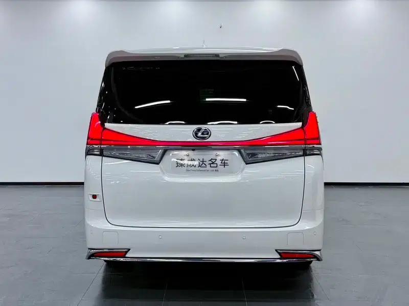 Lexus LM 2020 300h E-Four Four-Seat Executive Edition — миниатюра 5