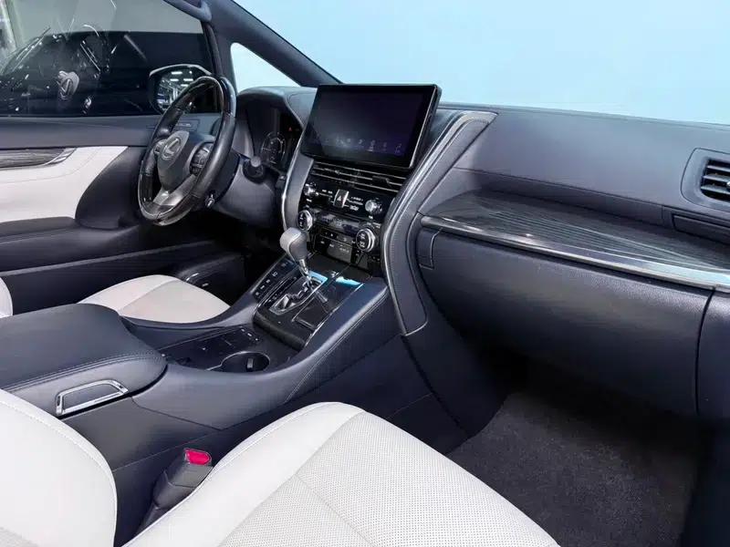 Lexus LM 2020 300h E-Four Four-Seat Executive Edition — миниатюра 10