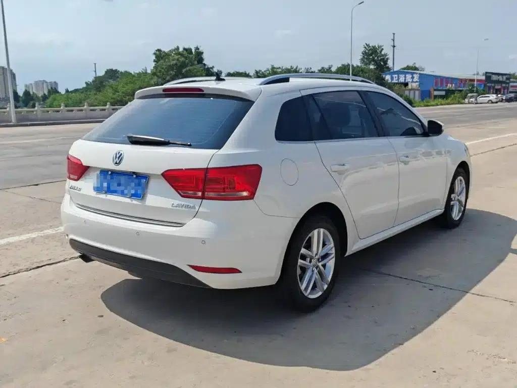 Lavida Gran Turismo 2015 1.6L Manual Comfort Edition — миниатюра 9