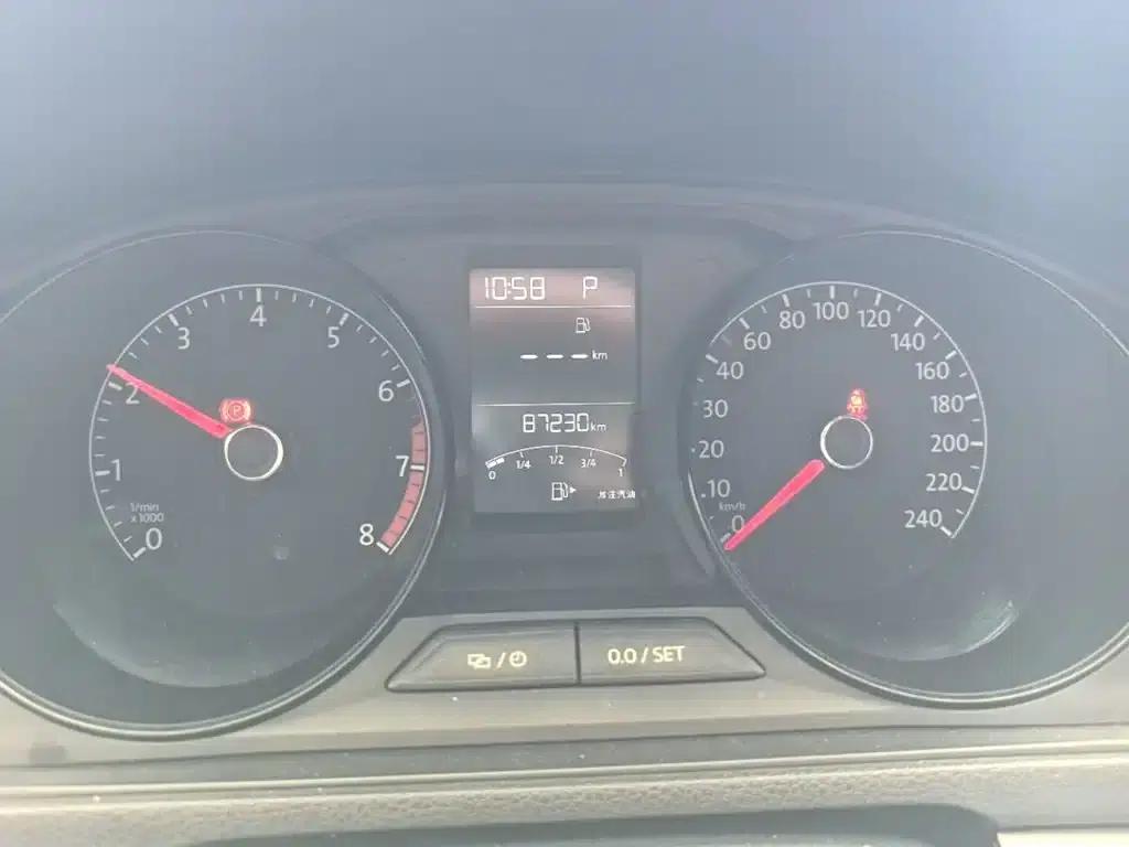 Lavida Gran Turismo 2015 1.6L Automatic Fashion Edition — миниатюра 12