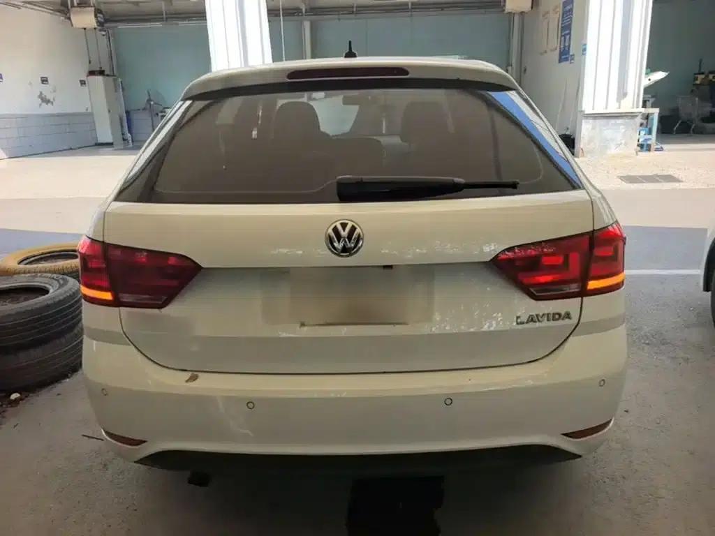 Lavida Gran Turismo 2015 1.6L Automatic Fashion Edition — миниатюра 6