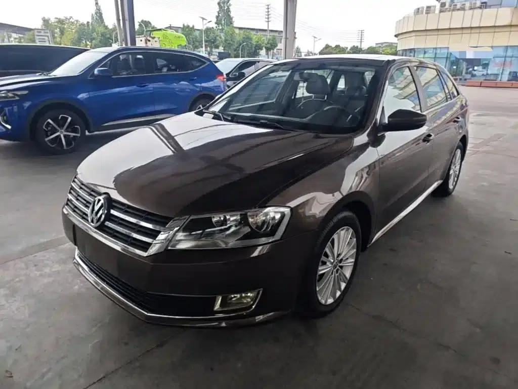 Lavida Gran Turismo 2013 1.4TSI Manual Comfort Model — миниатюра 1