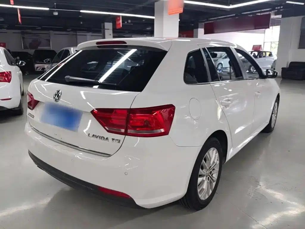 Lavida Gran Turismo 2013 1.4TSI Automatic Luxury — миниатюра 7