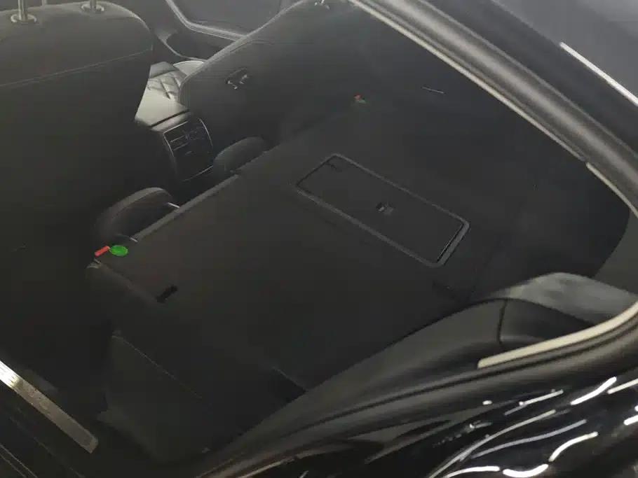 2022 Volkswagen Passat PHEV GTE Luxury Edition — миниатюра 11