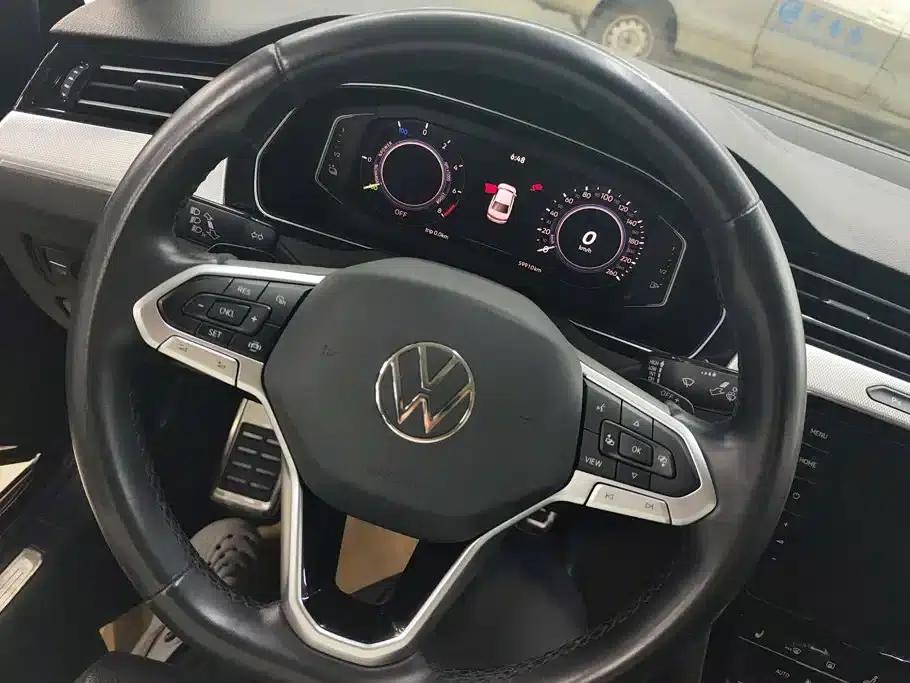 2022 Volkswagen Passat PHEV GTE Luxury Edition — миниатюра 15