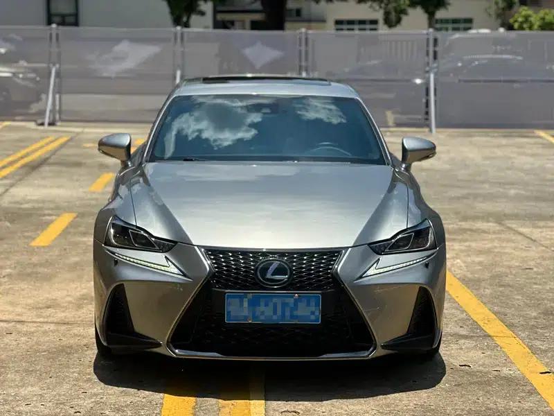 Lexus IS 2015 200t F SPORT — миниатюра 2