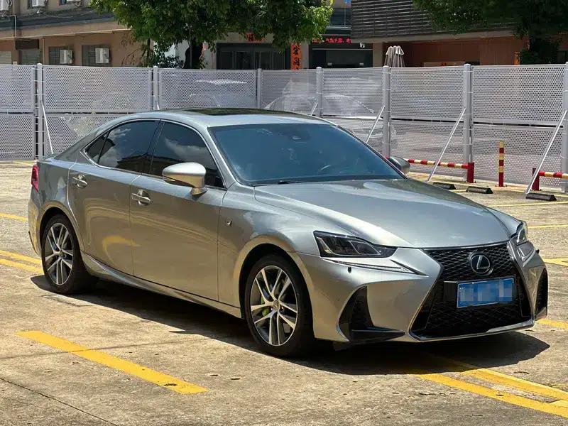 Lexus IS 2015 200t F SPORT — миниатюра 3