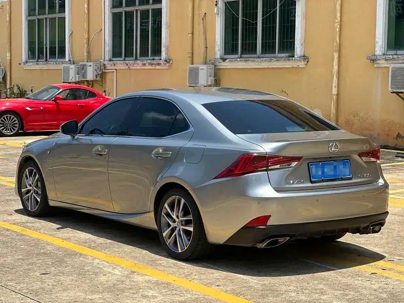 Lexus IS 2015 200t F SPORT — миниатюра 4