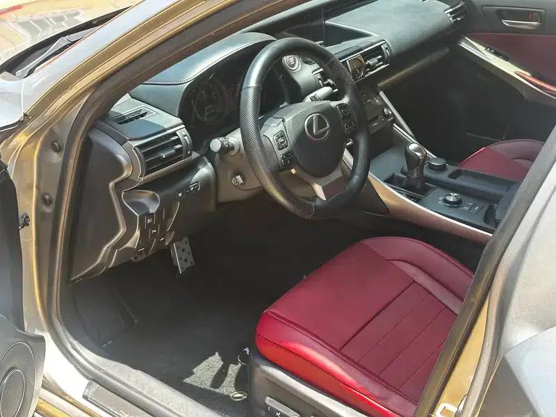 Lexus IS 2015 200t F SPORT — миниатюра 8